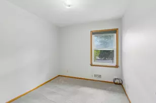2047 Morgan Ave, Saint Paul, MN 55116 - Photo 20