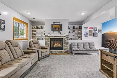 1649 Regatta Drive, Woodbury, MN 55125 - Photo 22