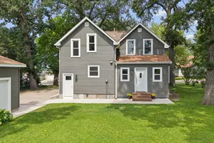 700 2nd Ave SW, Hutchinson, MN 55350 - Photo 4