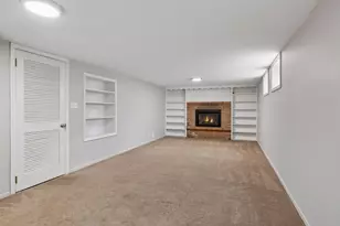 5913 Woodland Cir, Minnetonka, MN 55345 - Photo 20