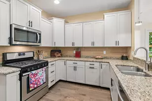 1324 Lylewood Pkwy, Carver, MN 55315 - Photo 18