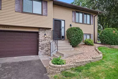 1086 122nd Avenue NE, Blaine, MN 55434 - Photo 2