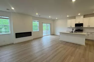 224 HUNTINGTON DR, Waconia, MN 55387 - Photo 4