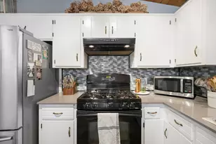 13529 1st Ave S, Burnsville, MN 55337 - Photo 16