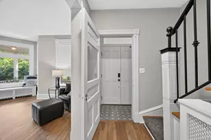 695 Fairmount Ave, Saint Paul, MN 55105 - Photo 4