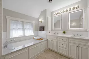695 Fairmount Ave, Saint Paul, MN 55105 - Photo 20