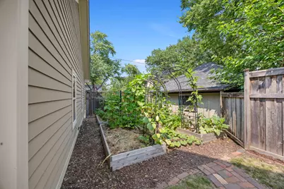 695 Fairmount Avenue, Saint Paul, MN 55105 - Photo 30