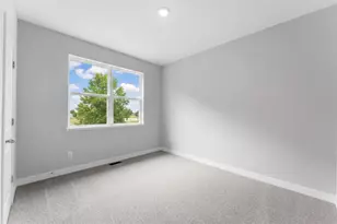 2141 Blf Hts Dr, Shakopee, MN 55379 - Photo 30