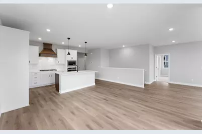 2141 Bluff Heights Drive, Shakopee, MN 55379 - Photo 10