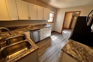 706 20th St N, Moorhead, MN 56560 - Photo 12