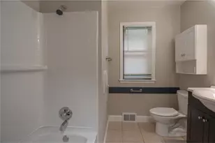 5412 Maryland Ave N, Crystal, MN 55428 - Photo 10