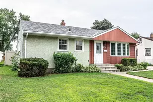214 Poplar St E, South Saint Paul, MN 55075 - Photo 8
