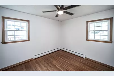 214 Poplar Street E, South Saint Paul, MN 55075 - Photo 18