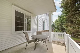 10881 Oak Grv Cir, Woodbury, MN 55129 - Photo 38