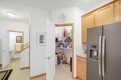 10881 Oak Grove Circle #B, Woodbury, MN 55129 - Photo 20