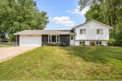 5531 128th Street W, Apple Valley, MN 55124 - Photo 2