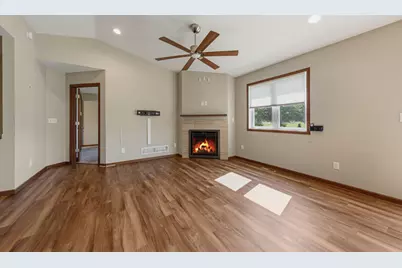 611 Mari Dean Boulevard #6, Lake Crystal, MN 56055 - Photo 20