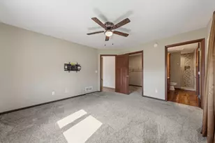 611 Mari Dean Blvd, Lake Crystal, MN 56055 - Photo 24