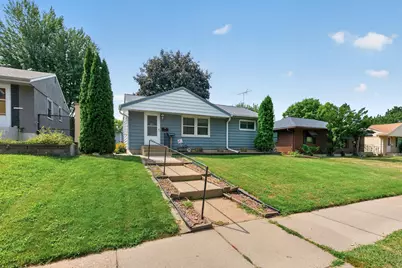 1586 Idaho Avenue E, Saint Paul, MN 55106 - Photo 1