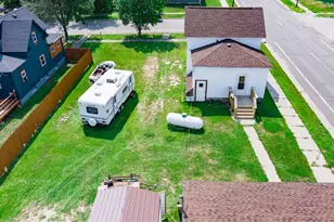 230 3rd St NW, Chisholm, MN 55719 - Photo 22