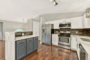 1034 14th Ave SW, Rochester, MN 55902 - Photo 8