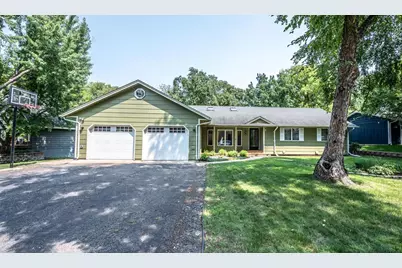 17600 Italy Path, Lakeville, MN 55044 - Photo 2