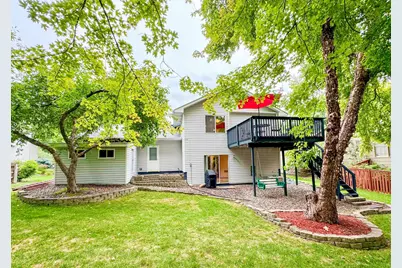 14790 40th Avenue N, Plymouth, MN 55446 - Photo 2