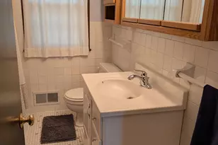 10213 Wentworth Ave S, Bloomington, MN 55420 - Photo 14