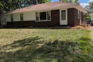 10213 Wentworth Ave S, Bloomington, MN 55420 - Photo 2