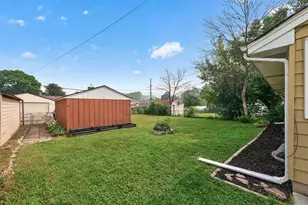 2231 Maryland Ave E, Saint Paul, MN 55119 - Photo 32