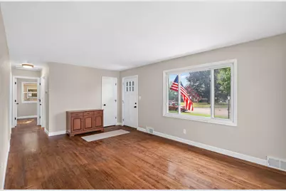 2231 Maryland Avenue E, Saint Paul, MN 55119 - Photo 6