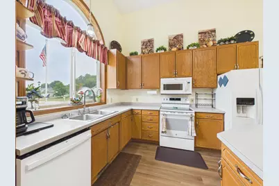1670 Peach Court NE, Sauk Rapids, MN 56379 - Photo 6