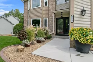 7325 Jordon Ave S, Cottage Grove, MN 55016 - Photo 2