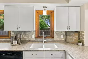1325 Sumter Ave N, Golden Valley, MN 55427 - Photo 34