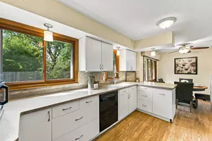 1325 Sumter Ave N, Golden Valley, MN 55427 - Photo 6