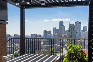 110 Bank St SE, Minneapolis, MN 55414 - Photo 52