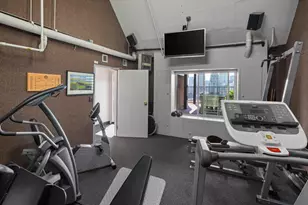 110 Bank St SE, Minneapolis, MN 55414 - Photo 36