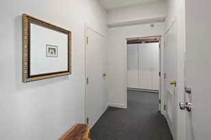 110 Bank St SE, Minneapolis, MN 55414 - Photo 40