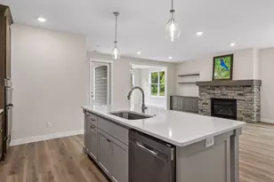 2915 Thompson Dr, River Falls, WI 54022 - Photo 32