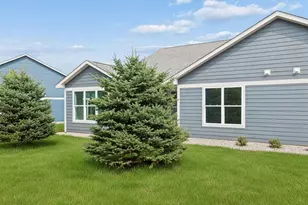 2915 Thompson Dr, River Falls, WI 54022 - Photo 28