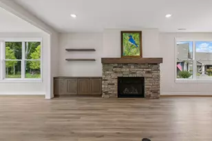 2915 Thompson Dr, River Falls, WI 54022 - Photo 12