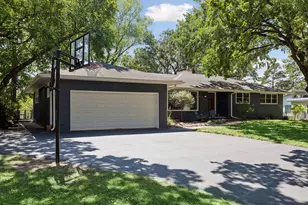 8201 Westwood Hills Curve, Saint Louis Park, MN 55426 - Photo 2