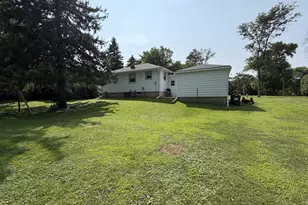 618 N Miller Ave, Litchfield, MN 55355 - Photo 4