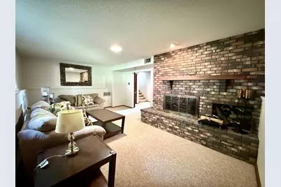801 Sunrise Boulevard, Redwood Falls, MN 56283 - Photo 12