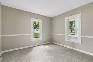 933 Ramsey St, Hastings, MN 55033 - Photo 10