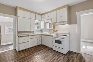 933 Ramsey St, Hastings, MN 55033 - Photo 16