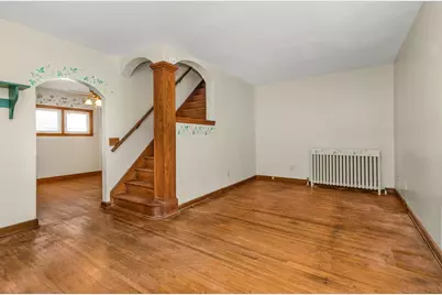 216 E 3rd Street, Chaska, MN 55318 - Photo 6