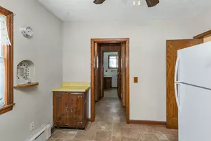 216 E 3rd St, Chaska, MN 55318 - Photo 14