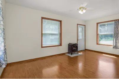 216 E 3rd Street, Chaska, MN 55318 - Photo 20