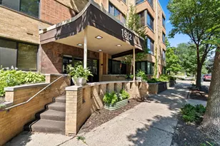 1912 Dupont Ave S, Minneapolis, MN 55403 - Photo 24